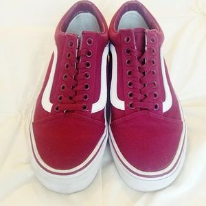 EUC Unisex Burgundy Old Skool Vans